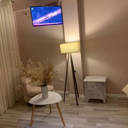 Two Bedroom Villa Tiranë Luaran gambar
