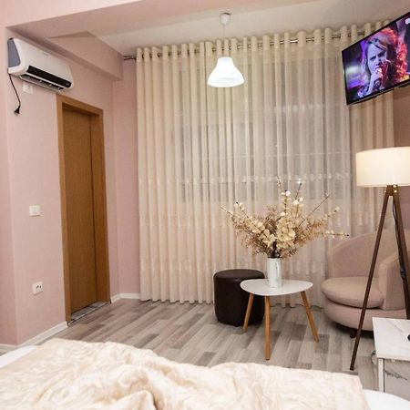 Two Bedroom Villa Tiranë Luaran gambar